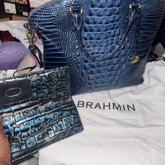 Brahmin Purse - Picture 2 of 3